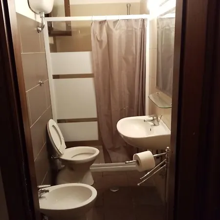 San Lorenzo 2* 罗马